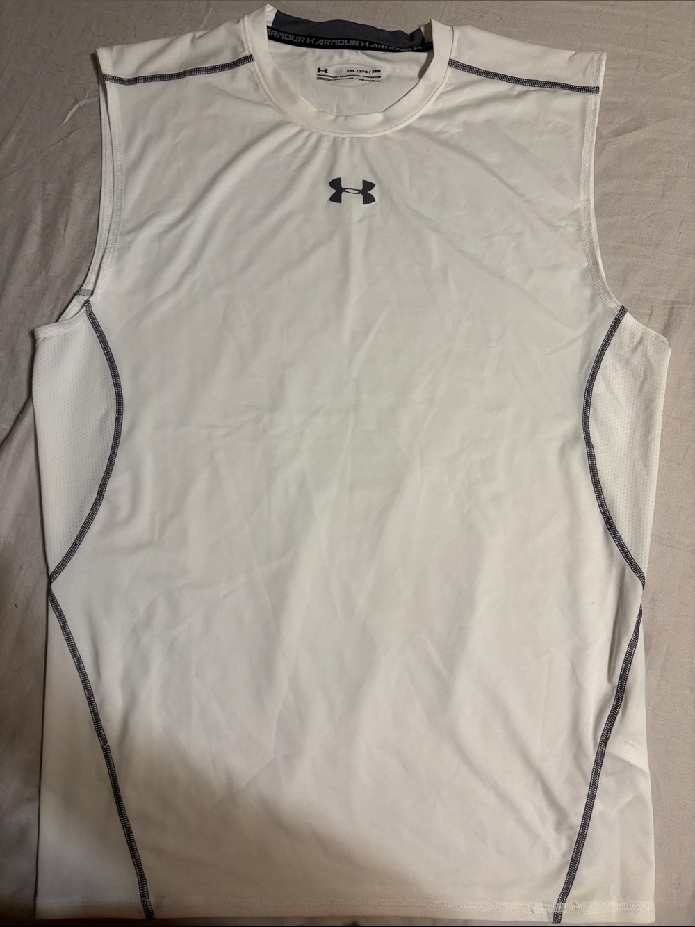 Men’s Under Armour White compression Training Tank w/dark grey Logo size 2XL
